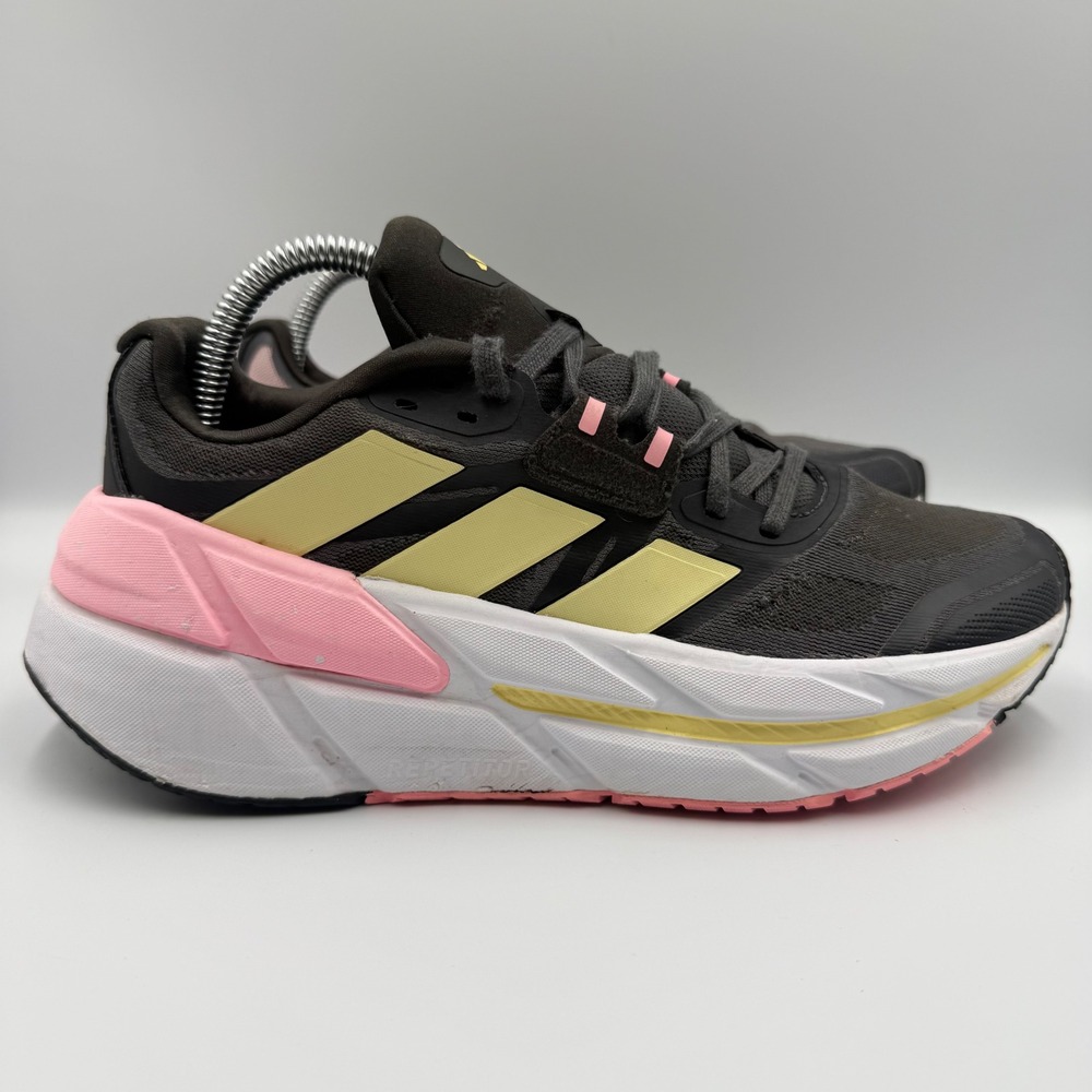 Adidas Adistar CS Women Size 8.5 Running Shoes GX2998 Grey Pink Yellow